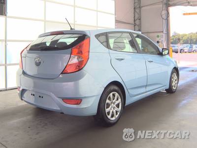 2014 Hyundai Accent GS Hatchback - zdjęcie 4 z 35 - miniatura