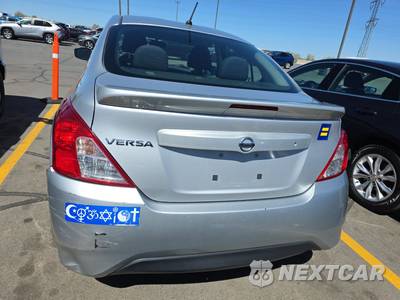 2017 Nissan Versa Sedan SV - zdjęcie 5 z 40 - miniatura