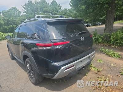 2023 Nissan Pathfinder SL - zdjęcie 7 z 26 - miniatura