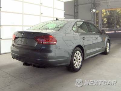 2013 Volkswagen Passat 2.5L Wolfsburg Edition - zdjęcie 4 z 48 - miniatura