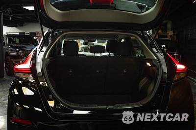 2025 Nissan LEAF S - zdjęcie 7 z 25 - miniatura