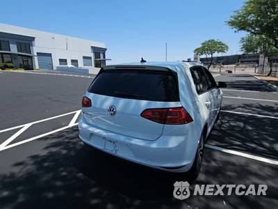 2015 Volkswagen e-Golf SEL Premium Hatchback - zdjęcie 4 z 11 - miniatura