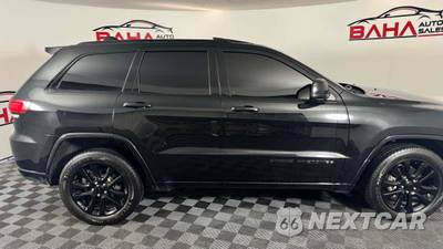 2018 Jeep Grand Cherokee Altitude Edition - zdjęcie 8 z 33 - miniatura
