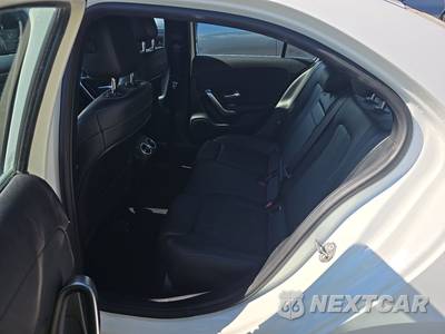 2021 Mercedes-Benz A 220 - zdjęcie 13 z 38 - miniatura