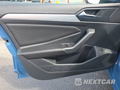 2025 Volkswagen Jetta S - zdjęcie 9 z 19 - miniatura