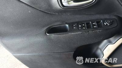 2016 Jeep Renegade Sport - zdjęcie 34 z 45 - miniatura