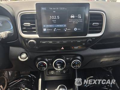 2025 Hyundai Venue SEL - zdjęcie 25 z 25 - miniatura