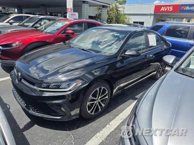 2025 Volkswagen Jetta Sport - zdjęcie 1 z 23 - miniatura