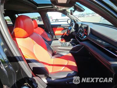 2022 Toyota Highlander XSE - zdjęcie 8 z 41 - miniatura