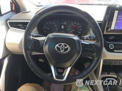 2024 Toyota Corolla Cross LE - zdjęcie 10 z 46 - miniatura