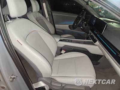 2025 Hyundai IONIQ 6 SEL - zdjęcie 8 z 26 - miniatura