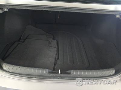 2025 Hyundai Elantra N Line - zdjęcie 16 z 20 - miniatura