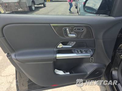 2022 Mercedes-Benz AMG GLA 45 4MATIC - zdjęcie 9 z 25 - miniatura