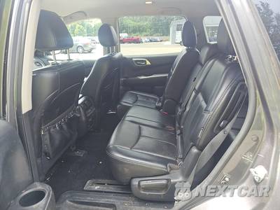 2019 Nissan Pathfinder SL - zdjęcie 13 z 44 - miniatura