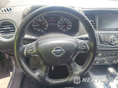 2019 Nissan Pathfinder SL - zdjęcie 10 z 44 - miniatura