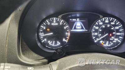 2019 Nissan Pathfinder SL - zdjęcie 42 z 44 - miniatura