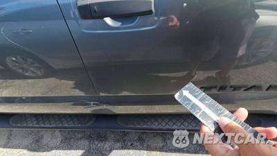 2018 Nissan TITAN SL Crew Cab Short Bed - zdjęcie 33 z 35 - miniatura