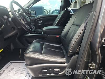 2018 Nissan TITAN SL Crew Cab Short Bed - zdjęcie 7 z 35 - miniatura