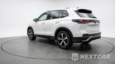 2026 Volkswagen Tiguan SE - zdjęcie 5 z 12 - miniatura
