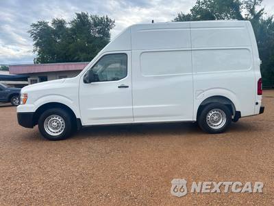 2017 Nissan NV2500 HD Cargo S High Roof 146.1" WB - zdjęcie 2 z 18 - miniatura