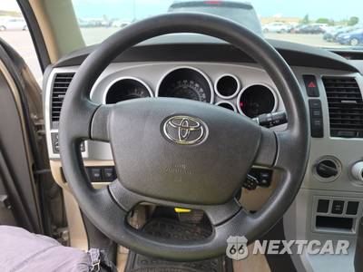 2009 Toyota Sequoia SR5 - zdjęcie 10 z 19 - miniatura