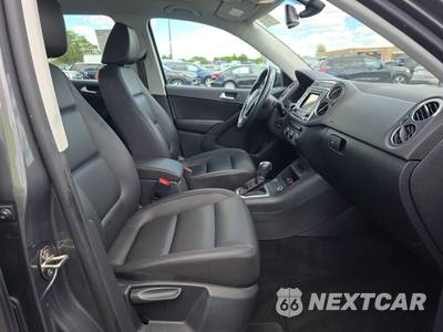 2016 Volkswagen Tiguan S - zdjęcie 8 z 18 - miniatura