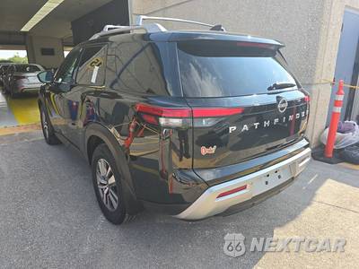 2022 Nissan Pathfinder SL - zdjęcie 6 z 29 - miniatura