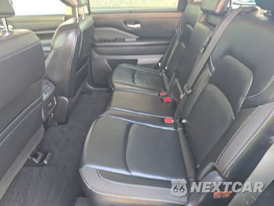 2022 Nissan Pathfinder SL - zdjęcie 13 z 29 - miniatura