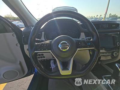 2022 Nissan Rogue Sport SL - zdjęcie 10 z 42 - miniatura