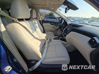 2022 Nissan Rogue Sport SL - zdjęcie 8 z 42 - miniatura