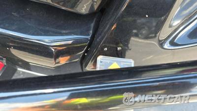 2023 Chevrolet Silverado 1500 ZR2 Crew Cab Short Bed 3LT - zdjęcie 24 z 28 - miniatura