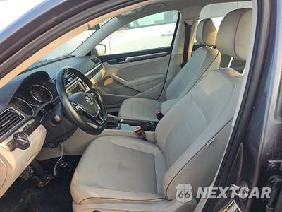 2018 Volkswagen Passat Comfortline - zdjęcie 13 z 24 - miniatura