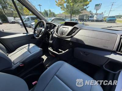 2019 Ford Transit 350 HD Passenger Van XL DRW High Roof 147.6" WB - zdjęcie 31 z 81 - miniatura