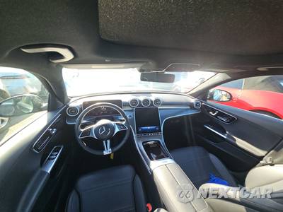 2025 Mercedes-Benz C 300 - zdjęcie 17 z 31 - miniatura