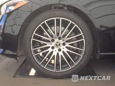 2025 Mercedes-Benz C 300 - zdjęcie 9 z 31 - miniatura