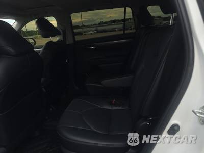 2024 Toyota Highlander Hybrid Limited - zdjęcie 12 z 17 - miniatura