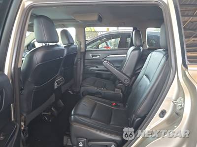 2014 Toyota Highlander XLE - zdjęcie 13 z 56 - miniatura