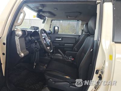 2011 Toyota FJ Cruiser w/Rear Doors - zdjęcie 7 z 62 - miniatura