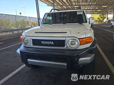 2011 Toyota FJ Cruiser w/Rear Doors - zdjęcie 2 z 62 - miniatura
