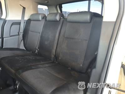 2011 Toyota FJ Cruiser w/Rear Doors - zdjęcie 13 z 62 - miniatura