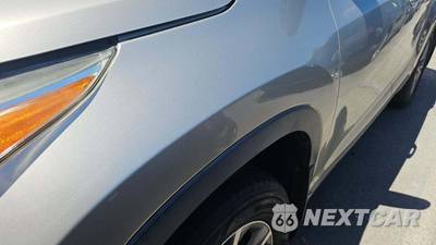 2014 Toyota Highlander XLE - zdjęcie 47 z 56 - miniatura