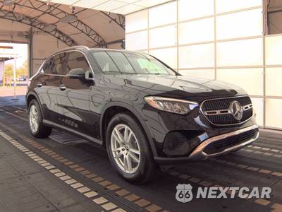 2025 Mercedes-Benz GLC 300 - zdjęcie 3 z 19 - miniatura