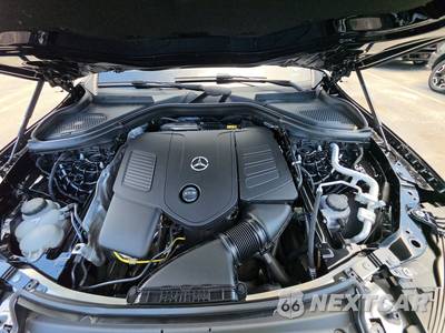 2025 Mercedes-Benz GLC 300 - zdjęcie 15 z 19 - miniatura