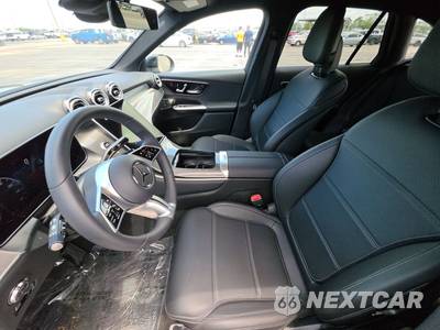 2025 Mercedes-Benz GLC 300 - zdjęcie 7 z 19 - miniatura