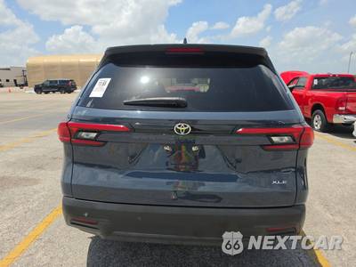 2024 Toyota Grand Highlander XLE - zdjęcie 5 z 37 - miniatura