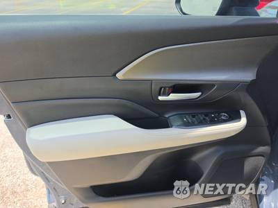 2024 Toyota Grand Highlander XLE - zdjęcie 9 z 37 - miniatura