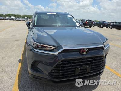 2024 Toyota Grand Highlander XLE - zdjęcie 2 z 37 - miniatura