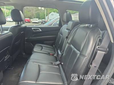 2017 Nissan Pathfinder SL - zdjęcie 16 z 23 - miniatura