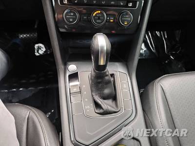 2020 Volkswagen Tiguan SE - zdjęcie 30 z 50 - miniatura