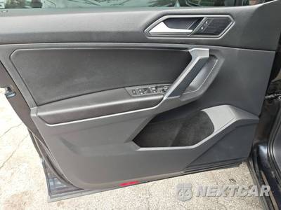 2020 Volkswagen Tiguan SE - zdjęcie 26 z 50 - miniatura